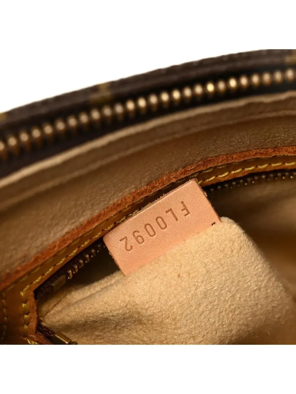 Louis Vuitton Looping Mm #291012L89B